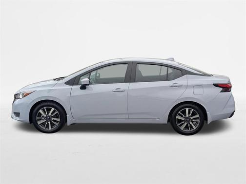 2024 Nissan Versa 1.6 SV