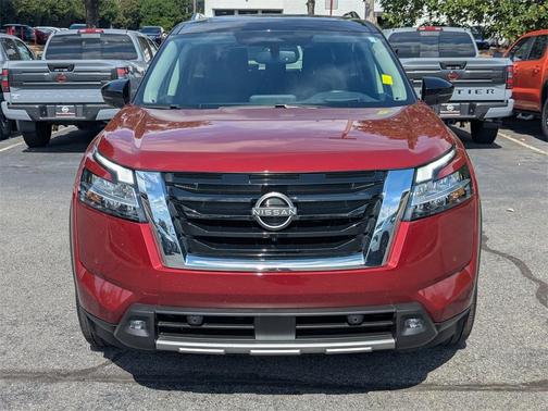2022 Nissan Pathfinder Platinum