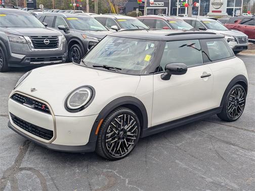 2025 MINI Hardtop SIGNATURE