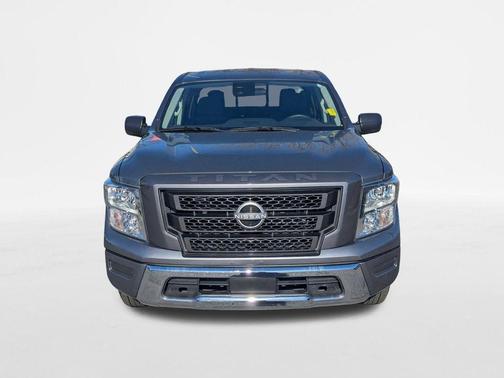 Gun Metallic 2023 Nissan Titan SV