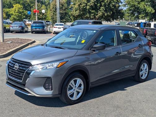 2024 Nissan Kicks S