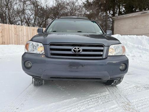 2005 Toyota Highlander Base