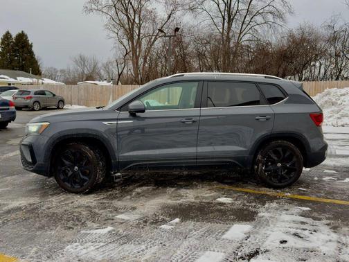 2022 Volkswagen Taos 1.5T SE