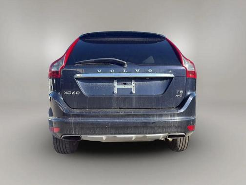 Magic Blue Metallic 2017 Volvo XC60 T5 Inscription