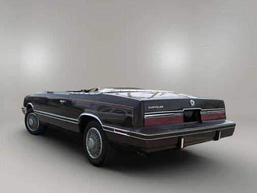 1982 Chrysler LeBaron Medallion 2D Convertible