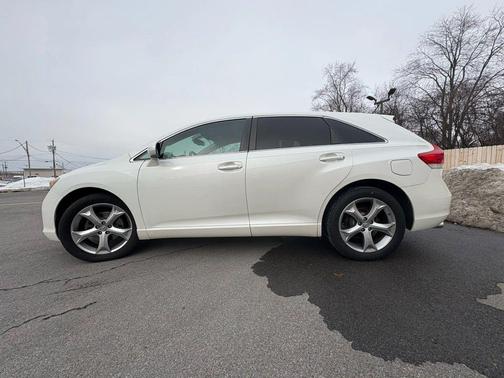 2009 Toyota Venza Base