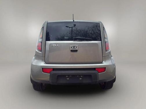 2011 Kia Soul +
