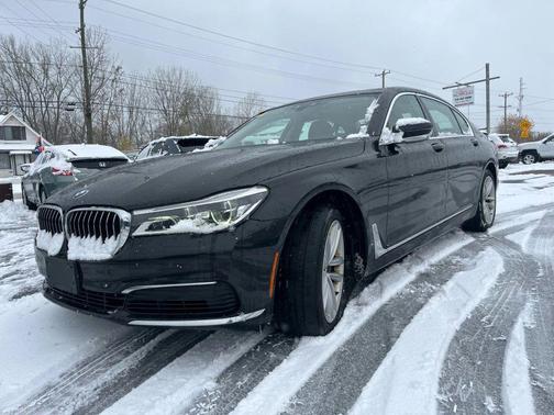 2016 BMW 750 i xDrive