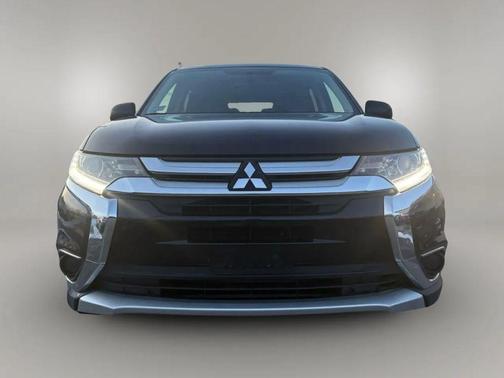 2017 Mitsubishi Outlander ES