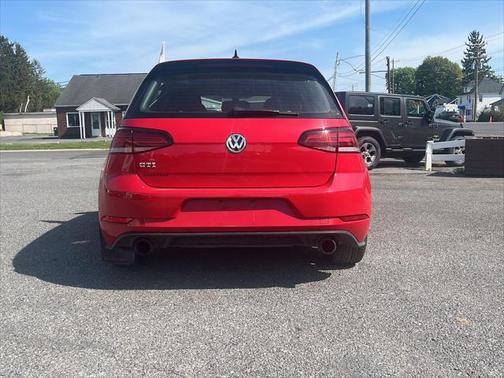 2018 Volkswagen Golf GTI 2.0T S 4-Door
