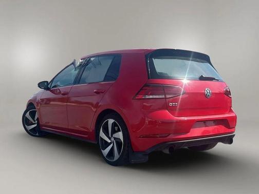2018 Volkswagen Golf GTI 2.0T S 4-Door