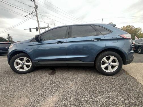 2018 Ford Edge SE