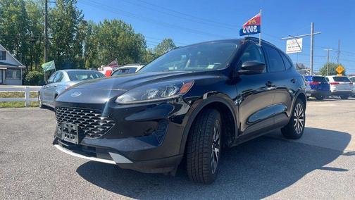 2020 Ford Escape SE