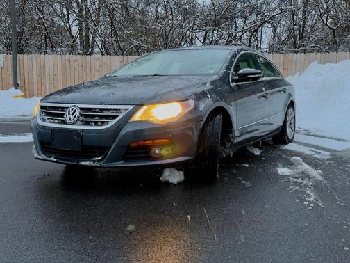 2010 Volkswagen CC Sport