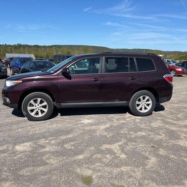 2013 Toyota Highlander SE