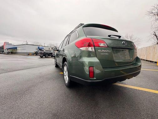 2012 Subaru Outback 2.5i Premium