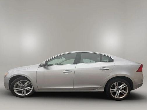 2015 Volvo S60 T5 Premier