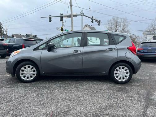 2016 Nissan Versa Note SV