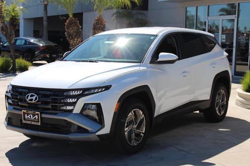 2026 Hyundai TUCSON Hybrid Blue SE