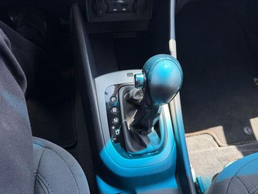 Bright Silver 2013 Kia Rio EX