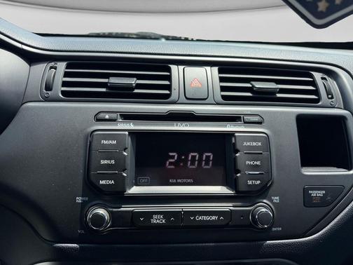 Bright Silver 2013 Kia Rio EX