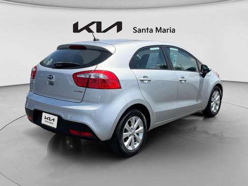 Bright Silver 2013 Kia Rio EX