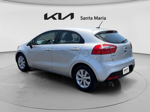 Bright Silver 2013 Kia Rio EX