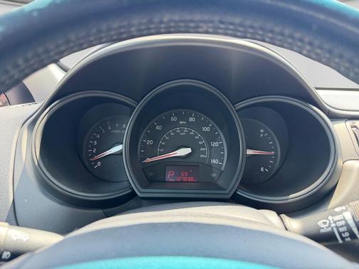 Bright Silver 2013 Kia Rio EX