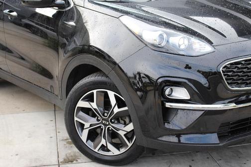 2022 Kia Sportage EX