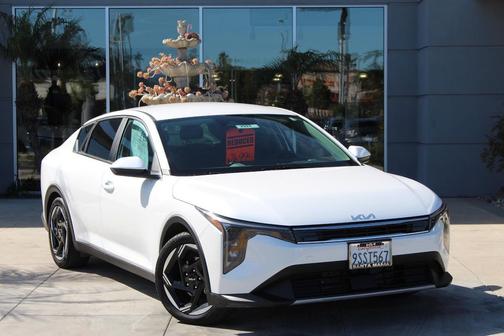 2025 Kia K4 EX