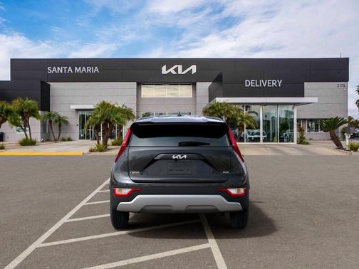 Interstellar Gray 2026 Kia Niro LX