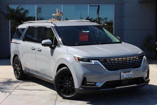 2024 Kia Carnival SX