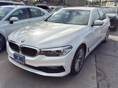 2018 BMW 530 530i