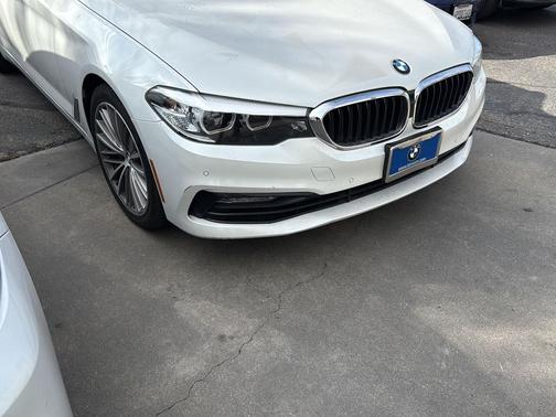 2018 BMW 530 530i