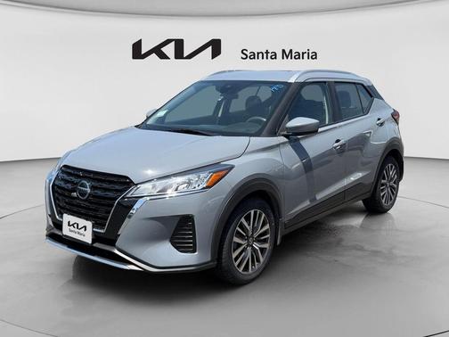 Boulder Gray Pearl 2021 Nissan Kicks SV