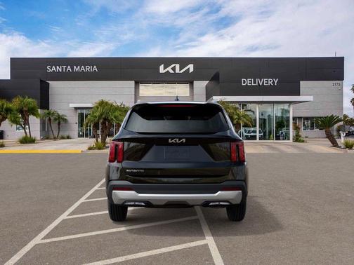 2025 Kia Sorento S