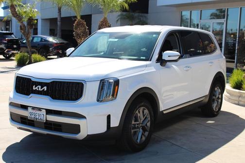 2024 Kia Telluride LX