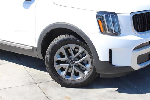 2024 Kia Telluride LX