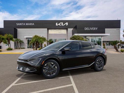 2025 Kia EV6 Light Long Range