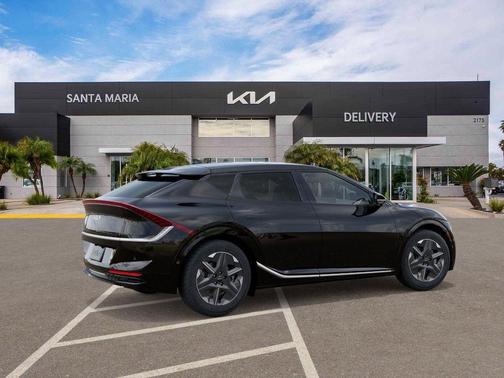 2025 Kia EV6 Light Long Range