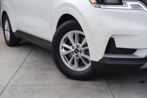 2022 Kia Carnival LXS