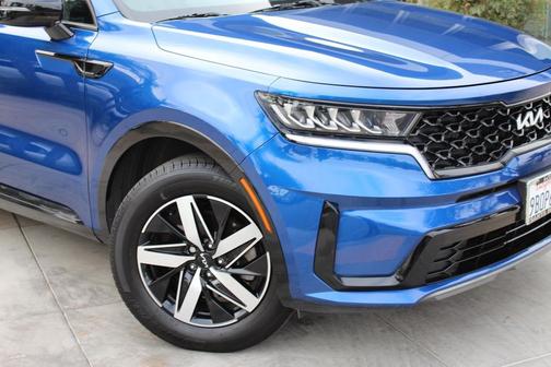 2022 Kia Sorento S