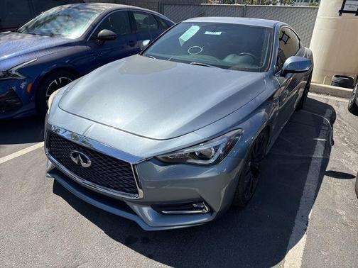 2017 INFINITI Q60 3.0T Premium