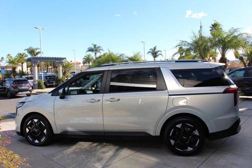 2025 Kia Carnival EX