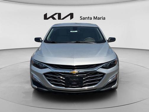 Silver Ice Metallic 2022 Chevrolet Malibu 1LS