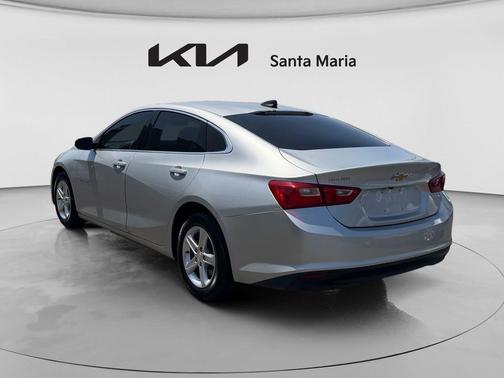 Silver Ice Metallic 2022 Chevrolet Malibu 1LS