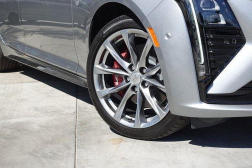 2025 Cadillac CT5 Sport