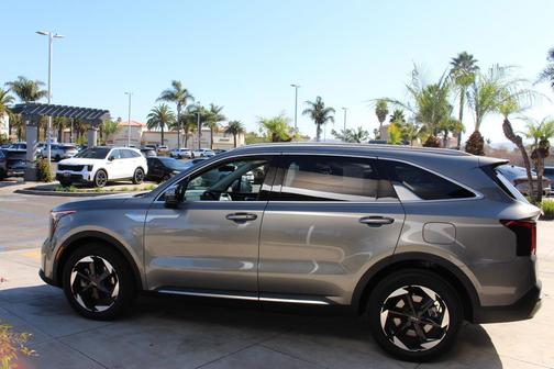 2025 Kia Sorento Hybrid EX