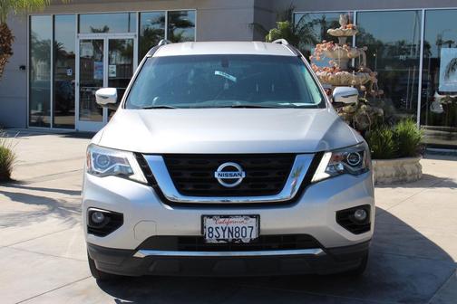 2019 Nissan Pathfinder SL