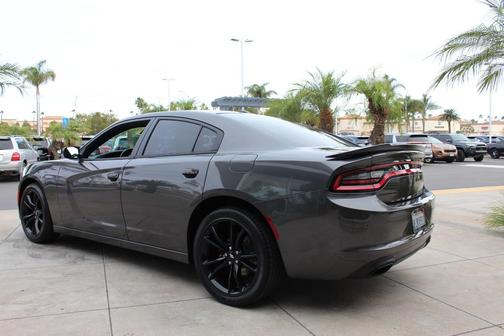 2018 Dodge Charger SXT